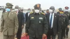 ባለስልጣናቱ