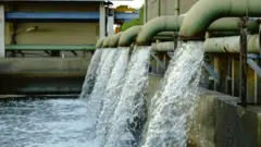 Water Resources Bill: Wo ohun tó wà nínú òfin nípà àbádòfin lórí omi tí ìjọba rẹ́ buwọ́lù