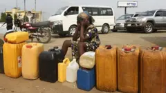 Onye na-achọ mmanụ ụgbọala