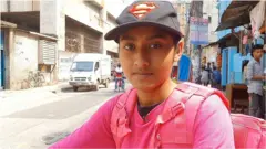 নারীরাও যুক্ত হচ্ছেন পণ্য ডেলিভারি পেশায়