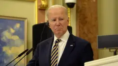 байден