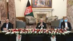 غنی و معاونانش
