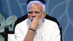 मोदी