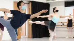 बैले क्लास में कमल सिंह