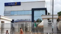Di bank wey di hoodlums hang Biafra flag