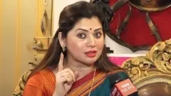 दिपाली सय्यद, शिवसेना, अमृता फडणवीस, भाजप
