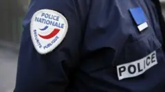 Fransa'da bir polis