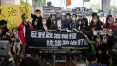 黎智英、李柱銘等9名香港民主派人士被判刑8至18個月，4人緩刑