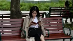 Luật sư Ngô Ngọc Trai:: 'Nhiều người vẫn biết đọc sách là thói quen tốt và vẫn biết ích lợi của việc đọc sách trong việc mở mang kiến thức chuyên môn'.