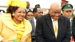መሳያ ታባኔ: ቶማስ ታባኔ