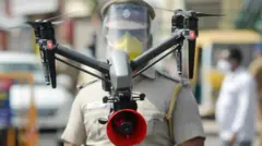 போலீஸார்