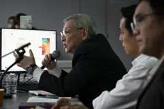 เกษียร เตชะพีระ ชี้ให้เห็นปัญหาจากการที่ "นักเลือกตั้ง" ใช้เครื่องมือที่อยู่ในรัฐธรรมนูญ 2560 มาทำลายกันเอง