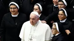 Izi mpinduka ni umuhate wa Papa Francis wo guha umwanya uruseho abagore muri Kiliziya Gatolika  