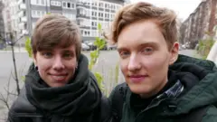Nele and Ellie