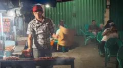Pedagang sate
