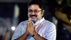 தினகரன்