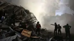 destroços de prédios