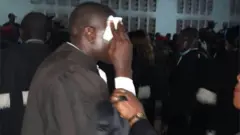 Lawyer wey dem injure