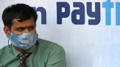 પ્રતીકાત્મક તસવીર