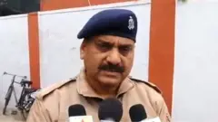 मेरठ के एसपी अखिलेश नारायण सिंह