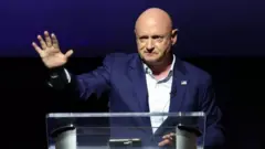Марк Келли