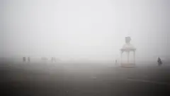 La moyenne annuelle de la pollution par les PM2,5 à New Delhi était, de loin, la pire de toutes les capitales du monde.