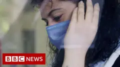 كيف يشعر أفراد الأطقم الطبية على الخطوط الأمامية للوباء؟
