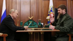 Tổng thống Nga Vladimir Putin tham dự cuộc gặp với lãnh đạo Chechnya Ramzan Kadyrov tại Moscow, Nga, ngày 28 tháng 9 năm 2023