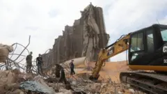 बेरूत में धमाके के बाद की तस्वीर