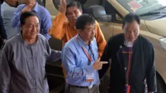 မြောက်ပိုင်းလက်နက်ကိုင်အဖွဲ့များ၊ ငြိမ်းချမ်းရေး၊ အပစ်ရပ်