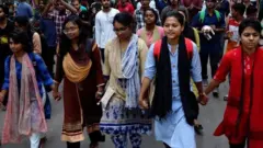 শিক্ষার্থীদের মিছিল