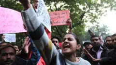 विरोध प्रदर्शन