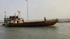 बिहार में बालू खनन