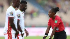Mukansanga aha amabwiriza abakinnyi ba Guinea