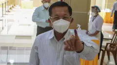 ဗိုလ်ချုပ်မှူးကြီး မင်းအောင်လှိုင် ဇေယျာသီရိမြို့နယ်၊ ဇေယျာသီရိ ကုန်တိုက် အတွင်းရှိ အနော်ရထာရပ်ကွက် မဲရုံ ၁ မှာ မဲပေးခဲ့