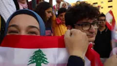 مصاب بـالتوحد يطالب بحقوقة