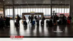 သီတင်းကျွတ်ကာလ ပြည်တွင်း ခရီးသွားလာနှုန်း သုံးဆနီးပါးမြင့်လာ