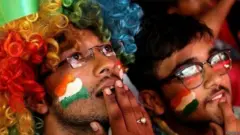 हैरान दर्शक