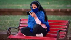 చలికాలంలో కరోనా విజృంభిస్తుందా?