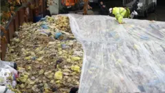 (캡션) 서울 관악구 음식물쓰레기 중간 집하장