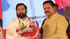 मुख्यमंत्री एकनाथ शिंदे यांच्यासोबत खासदार राजन विचारे
