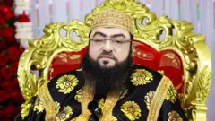 দেওয়ানবাগ দরবার শরীফের প্রতিষ্ঠাতা সৈয়দ মাহবুব-এ-খোদা