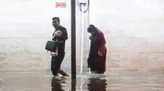 آبگرفتگی معابر و خیابان‌های اهواز