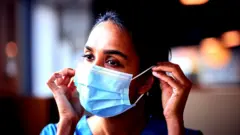 ਓਮੀਕਰੋਨ