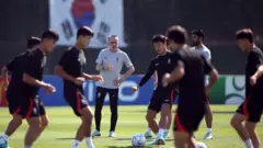 24일 우루과이와의 대결을 앞두고 현지에서 훈련 중인 한국 대표팀