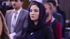 حسنا جلیل؛ اولین زنی که در افغانستان به سمت معاون وزیر داخله افغانستان برگزیده شده