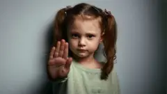 uşaqların cinsi istismarına qarşı mübarizə