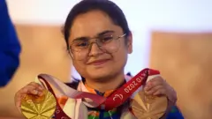 अवनि लेखारा