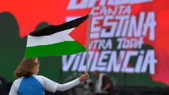 Şili'de 7 Ekim sonrası yapılan bir protesto