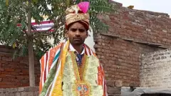 ਇਸ ਪਿੰਡ ਵਿੱਚ ਰਾਜਪੂਤ ਸਮਾਜ ਬਹੁਗਿਣਤੀ ਵਿੱਚ ਹੈ। ਰਾਜਪੂਤ ਸਮਾਜ ਨੇ ਪਿੰਡ ਦੀ ਪੰਚਾਇਤ ਨਾਲ ਮਿਲ ਕੇ ਘੁੜਚੜੀ ਦੀ ਰਸਮ ਨੂੰ ਨਿਭਾਇਆ
